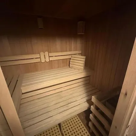 Oase Im Schwarzwald Pool & Sauna 아파트